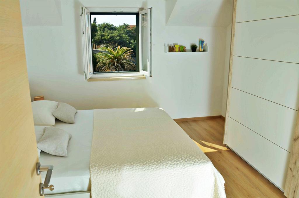 Apartment Luna Postira Exteriér fotografie